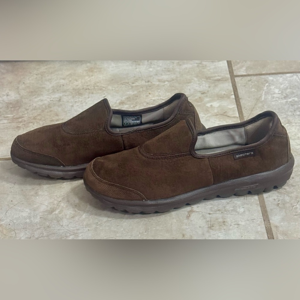 Skechers Brown Suede Go-Walk Memory Form Fit Loafer